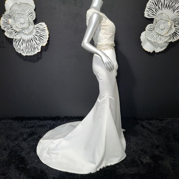 NWT~$1095~MON CHERI~SZ 6~IVORY TWO PIECE EMBELLISHED CROP TOP WEDDING DRESS - Picture 8 of 16